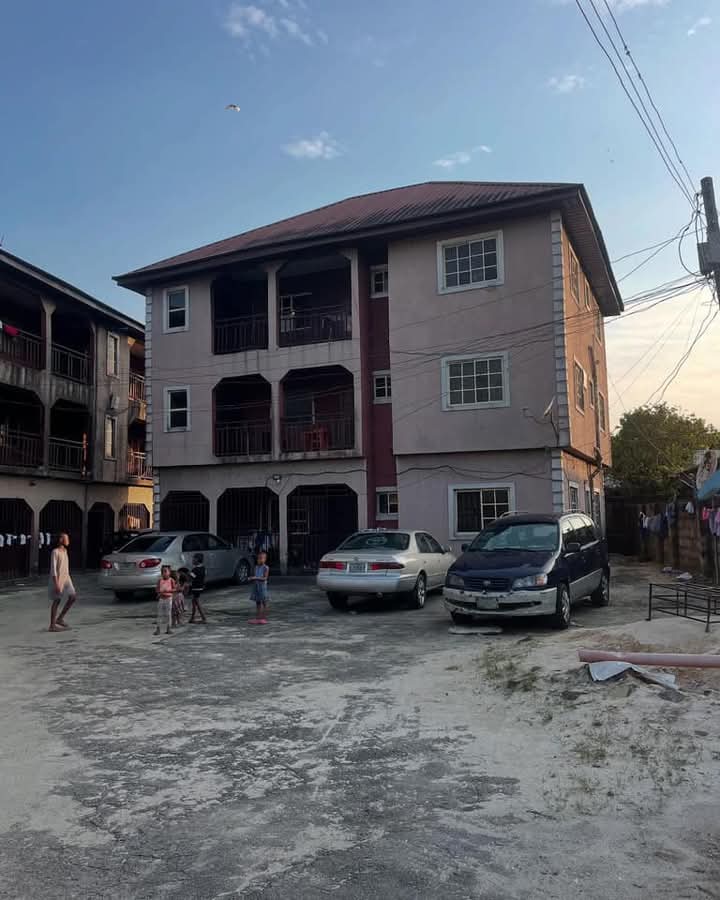 12 UNITS OF 2 BEDROOM APARTMENT AND 3 UNITS OF 2 BEDROOM APARTMENT