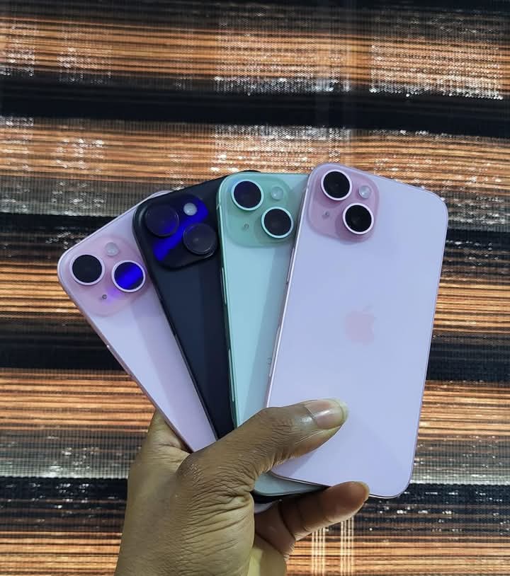 IPHONE 15 UK USED