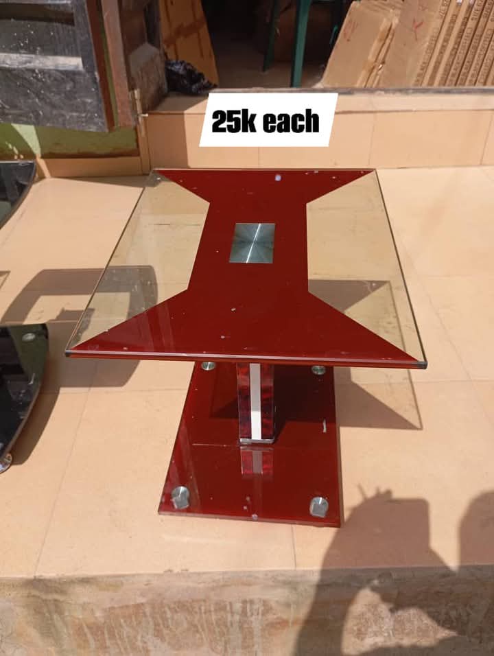 GLASS CENTER TABLE