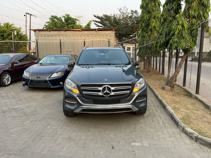 2016 Mercedes Benz GLE350