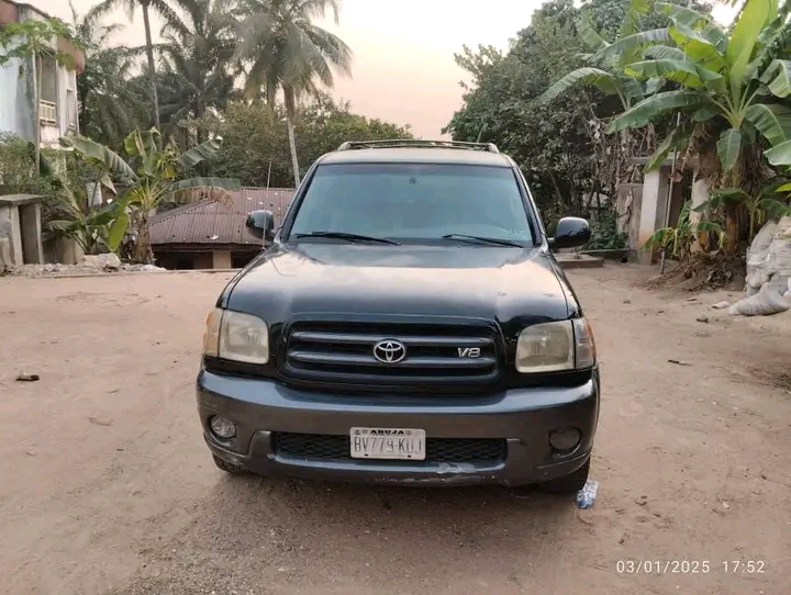 Toyota Sequoia