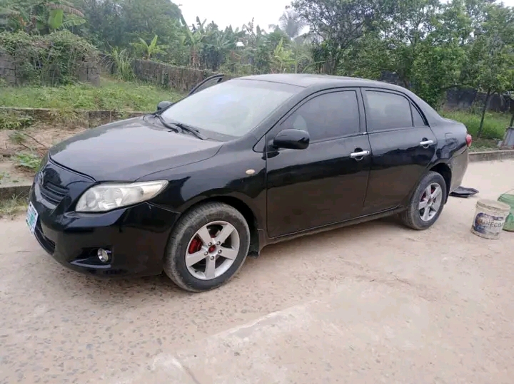 Toyota Corolla 09 model