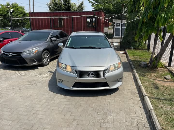 2014 Lexus Es350