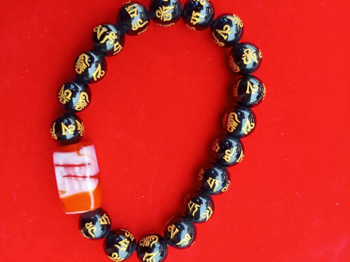Luxury unisex Beads