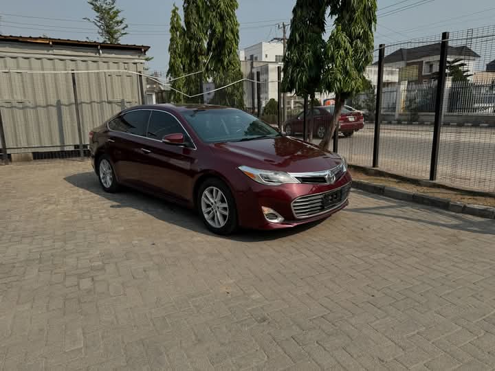 Foreign Used 2014 Toyota Avalon