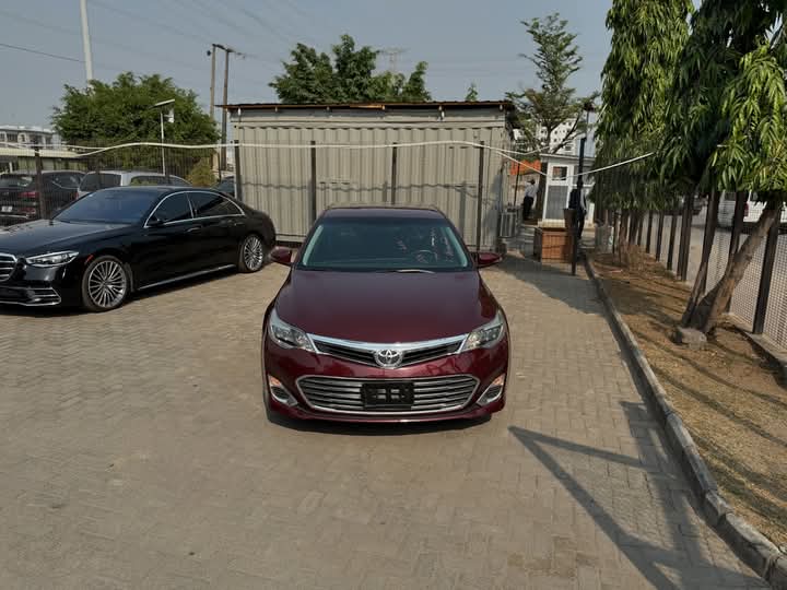 Foreign Used 2014 Toyota Avalon