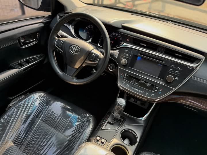 Foreign Used 2014 Toyota Avalon