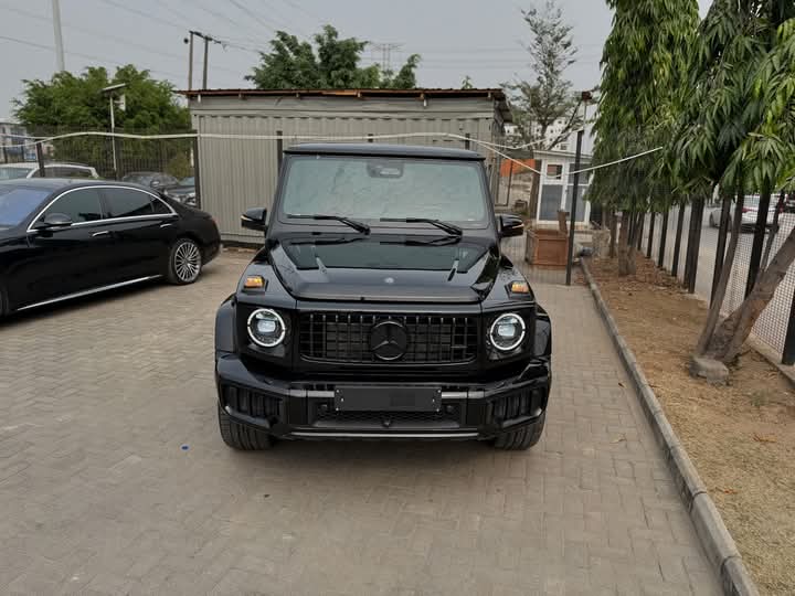 Brand new 2025 Mercedes Benz G63 AMG