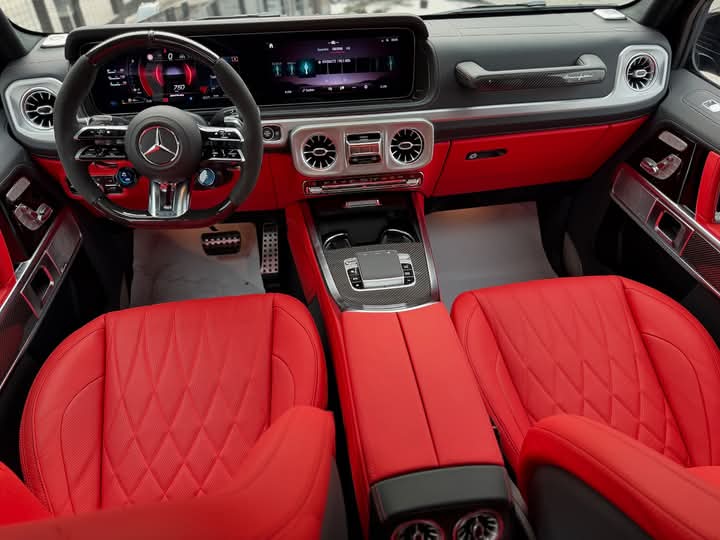 Brand new 2025 Mercedes Benz G63 AMG