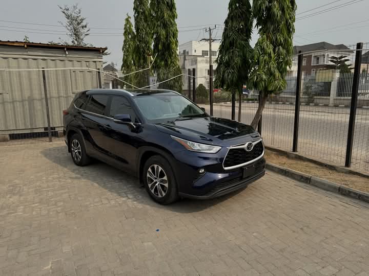 2023 Toyota Highlander XLE