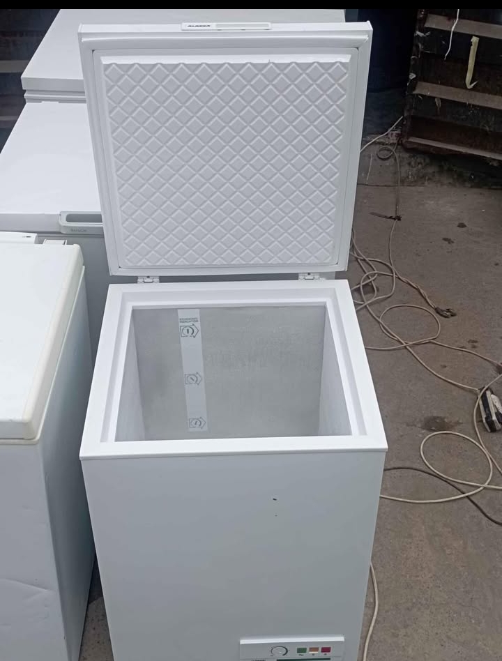 Chest freezer