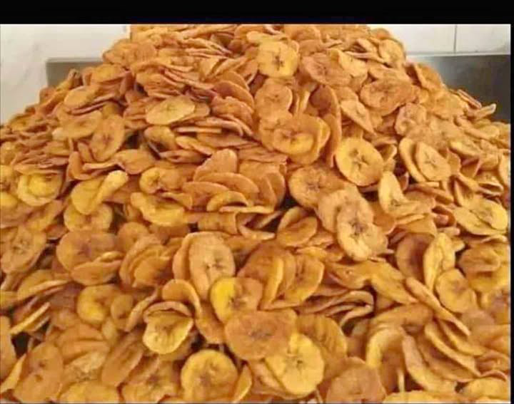 CRISPY UNRIPE PLANTAIN CHIPS