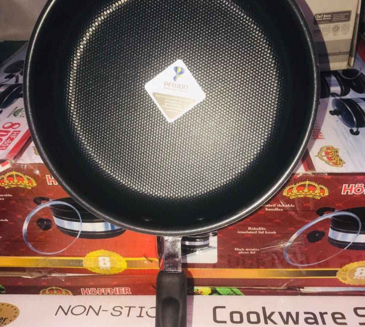 NON STICK FRYING PAN