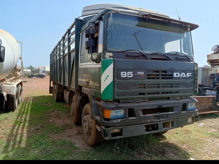 12 tyres daf 95