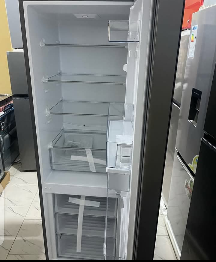 HISENSE SIDE BY SIDE REFRIGERATOR