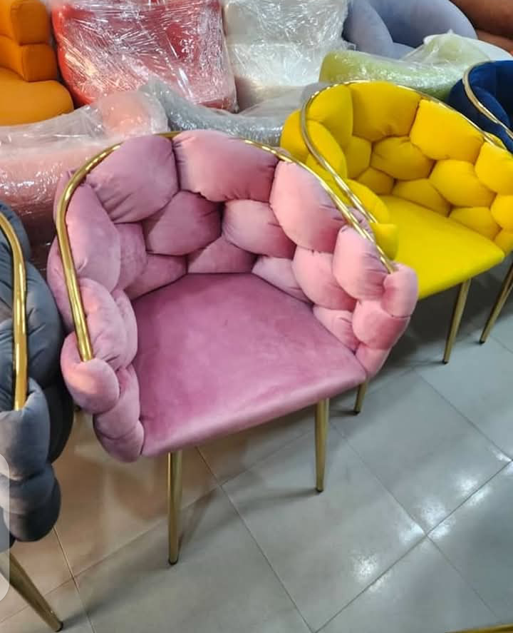 MULTIFUNCTIONAL BUBBLE CHAIR