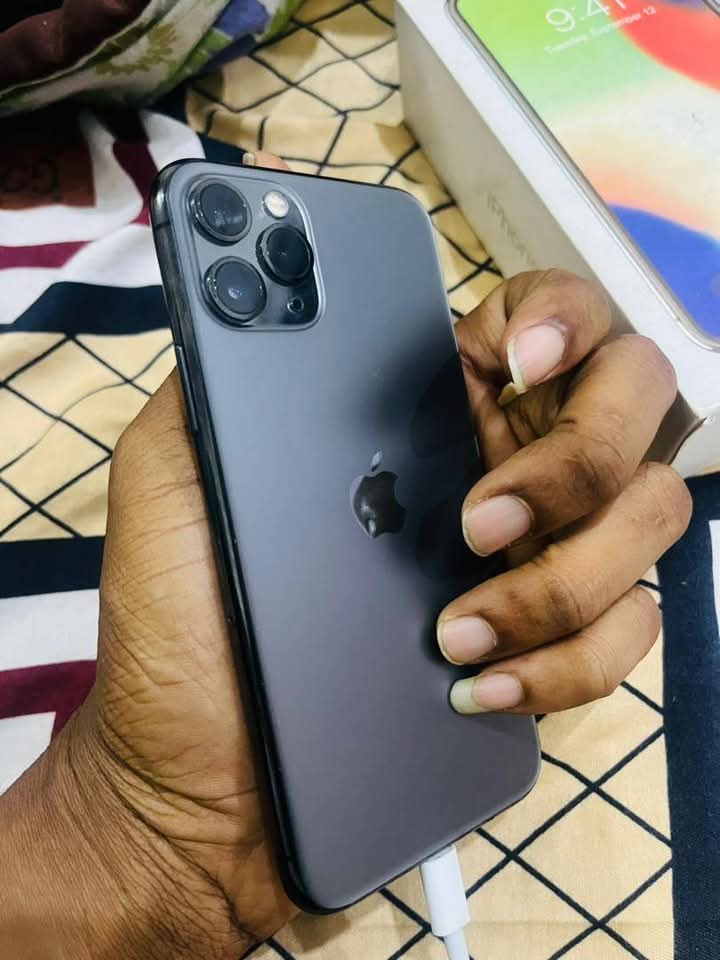 iPhone 11 pro (64GB)