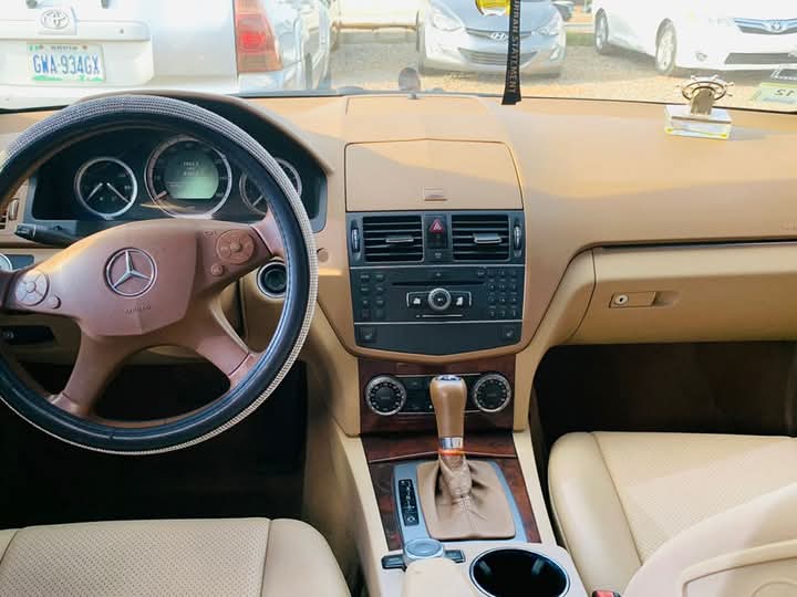 2009 Mercedes Benz C300