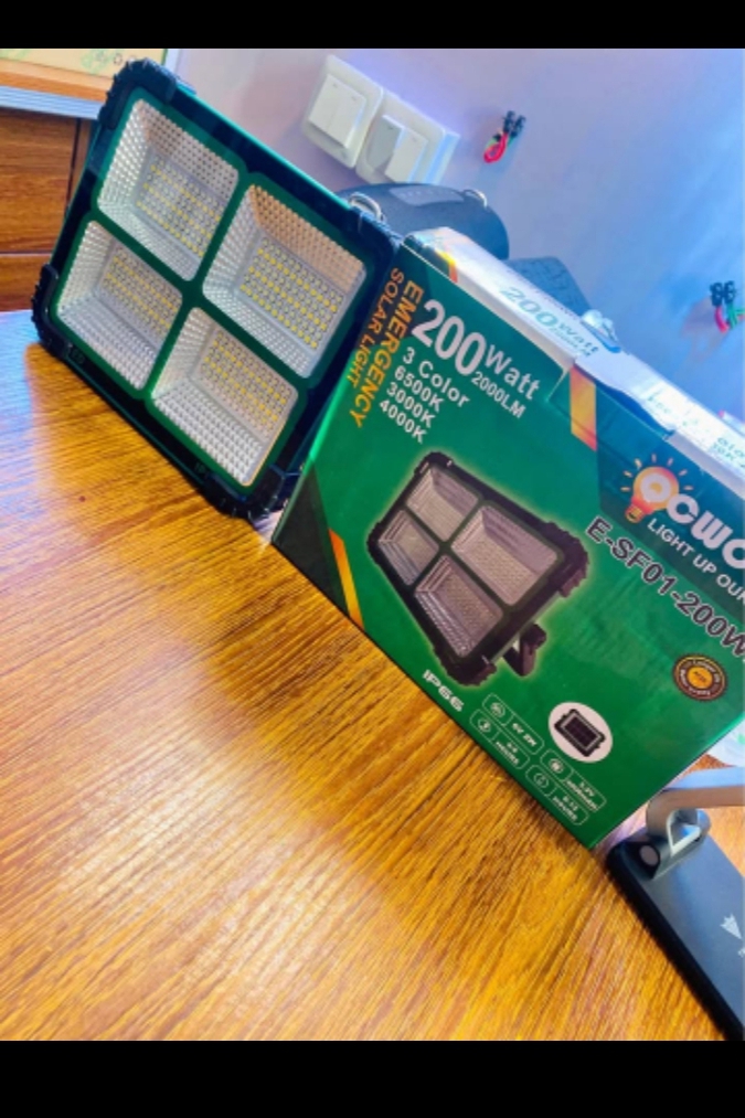 200w solar emergency light