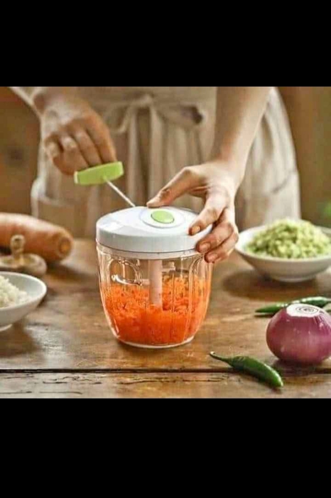 Speedy Chopper Manual Blender