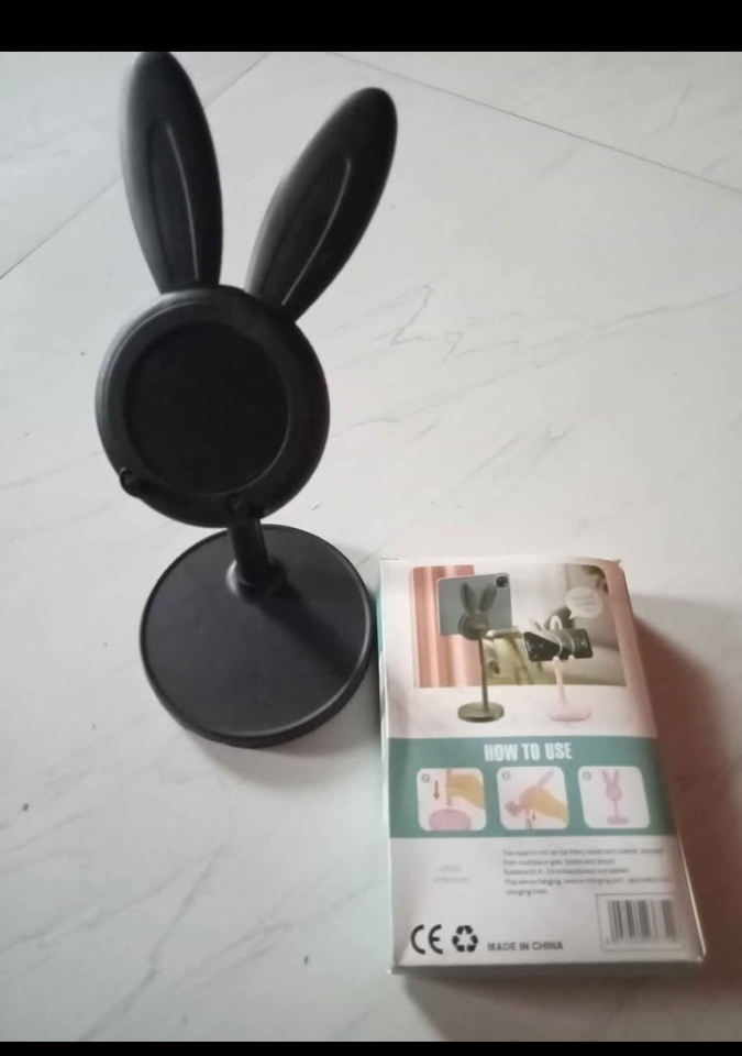 Bunny shaped phone stand