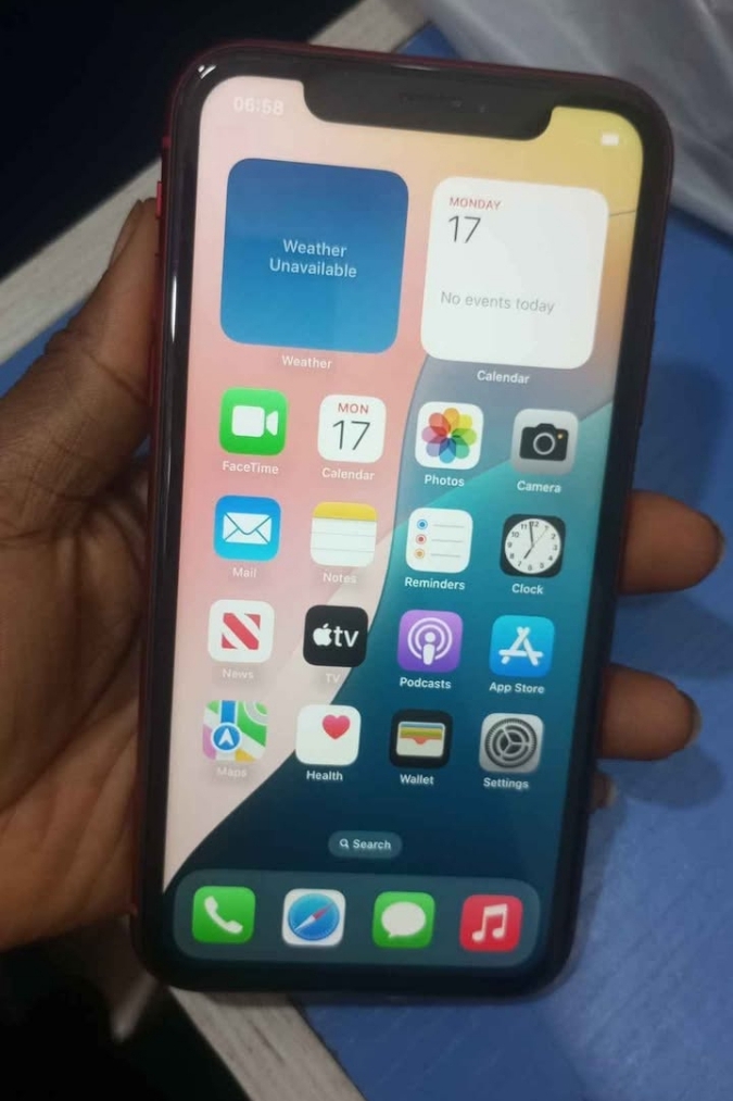 iPhone XR