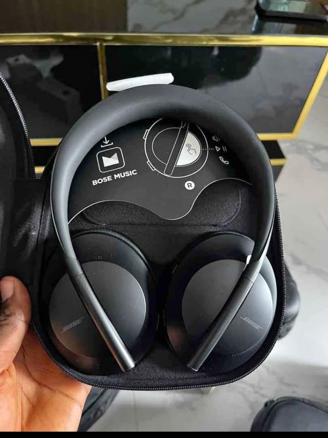 Bose 700 ANC Headphone