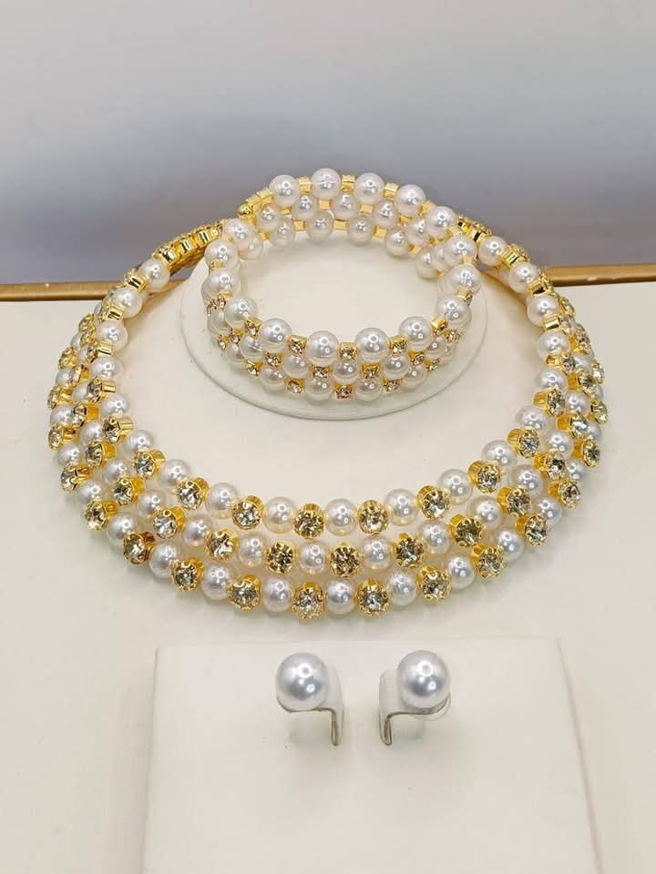 QUALITY LUXURY NECKLACE SET 
