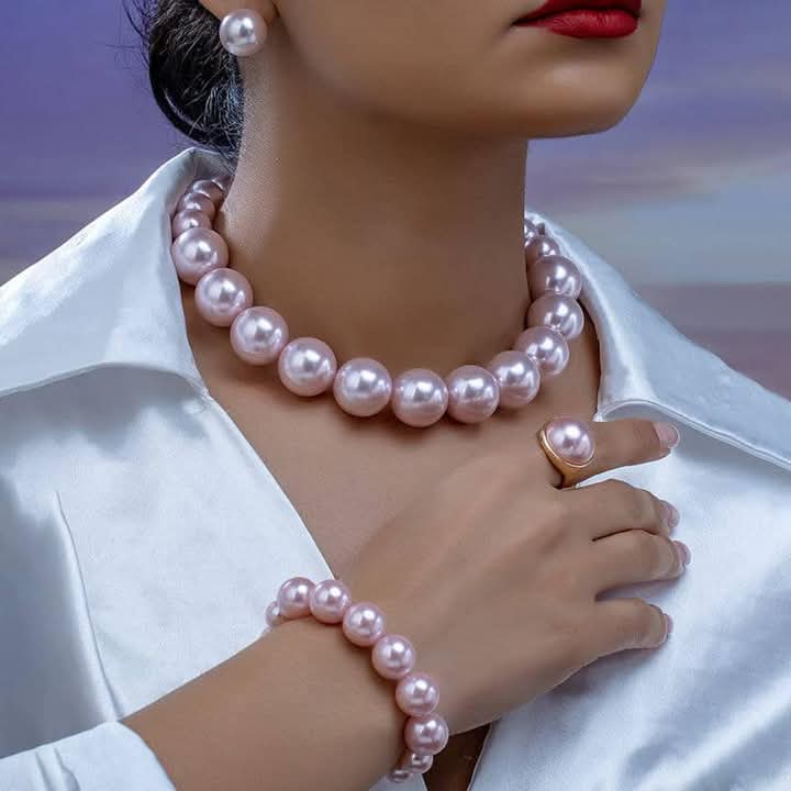 Quality Pearl Necklace Set 