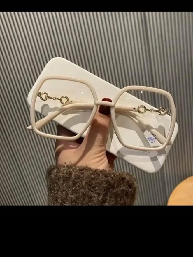 Trendy Glasses