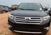 2013 model Toyota Highlander 