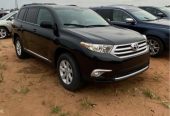 2013 model Toyota Highlander 