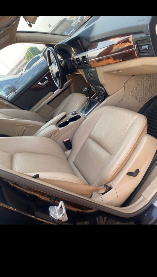 Mercedes Benz Glk350 highest grade 