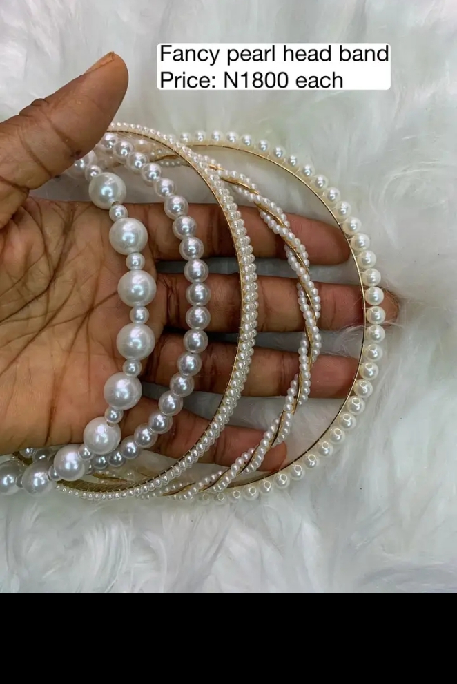 Fancy Pearl Hair Band