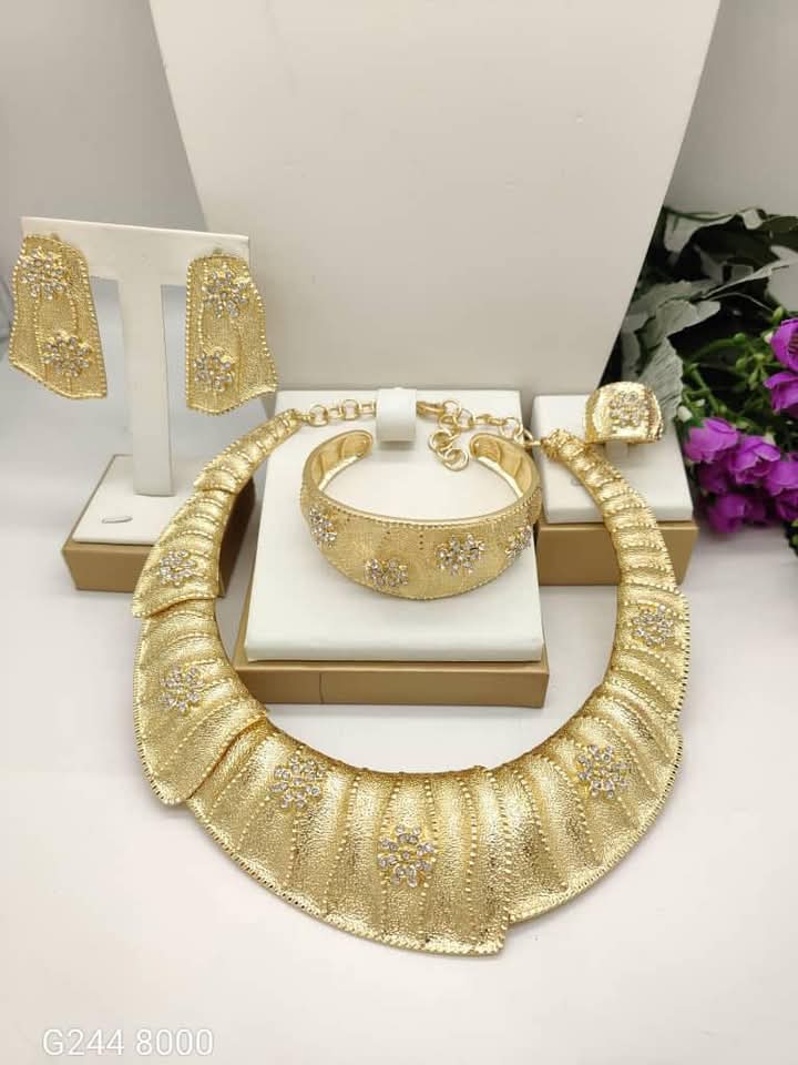 Non-tarnish Jewelry Set