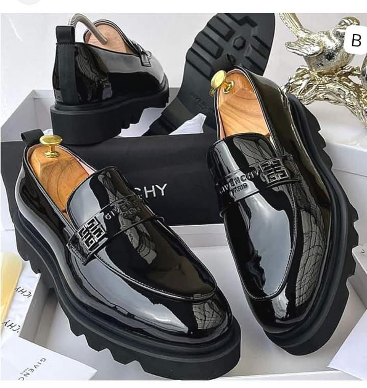 Luxury Men Shoe