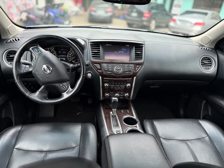 Nissan Pathfinder 2015