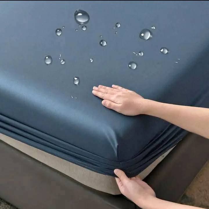 100% Water Resistant Foam Cover