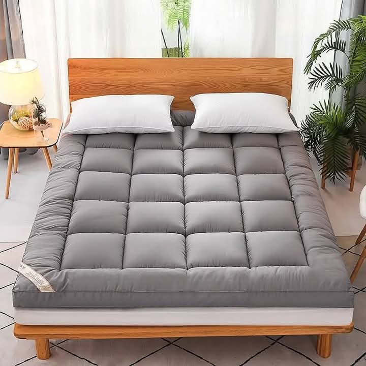 FLUFFY MATTRESS TOPPER