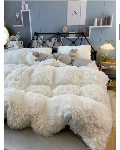 LUXURY Fur/Hairy Bedding Set
