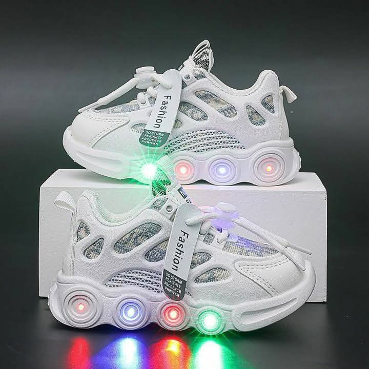 Small Size Baby Shoe